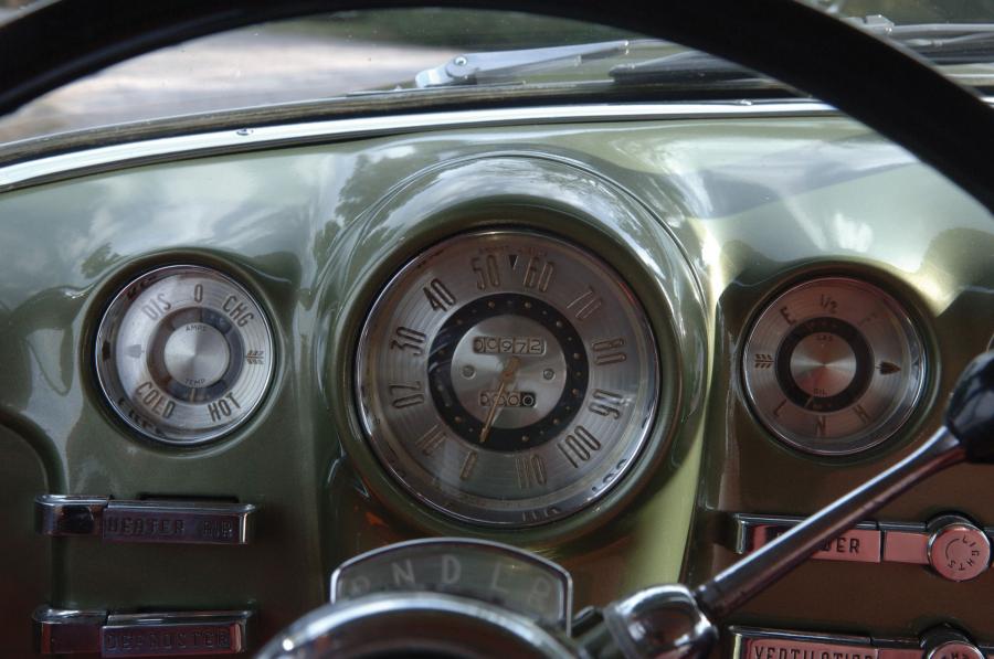  Buick Super Estate Wagon 1949 года  (фото 10 из 21)